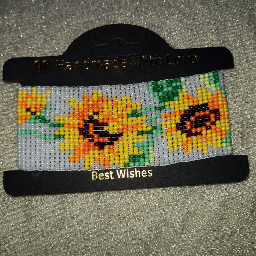 🌻 Handmade Sunflower Beaded Bracelet • Stainless Steel • Floral Motif